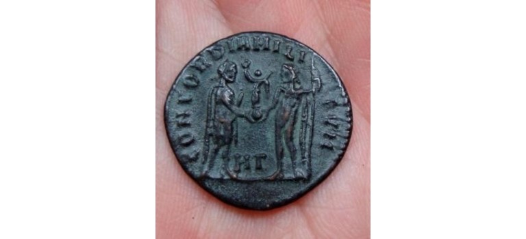 Constantine II - LONDON ALTAR