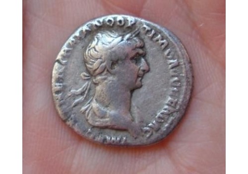 Trajanus- denarius mars