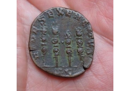 Philippus I - Sestertius 4 Standaards
