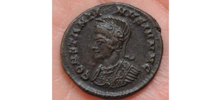 Constantinus II - Altaar en helm! Londen (823)