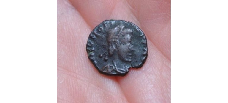 Honorius -  SALUS Ae4 (781)