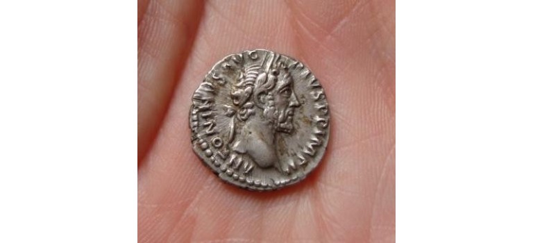 Constantine II - Campgate