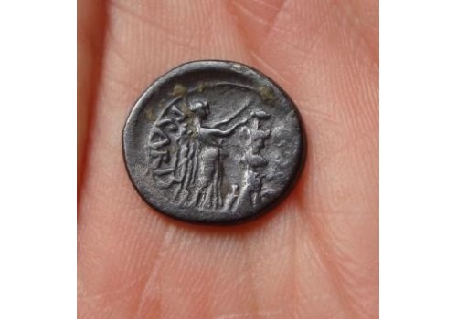 Augustus - quinarius Victoria