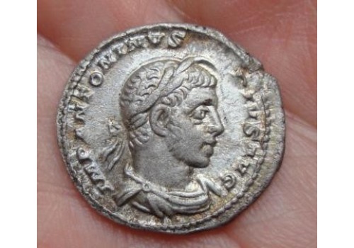 Elagabalus- denarius offerende keizer SCHITTEREND!