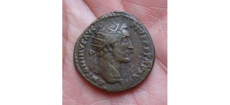 Antoninus Pius - Dupondius Libertas (743)