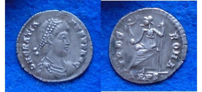 Gratianus- VRBS ROMA SILIQUA ZILVER trier SUPER (F1705)