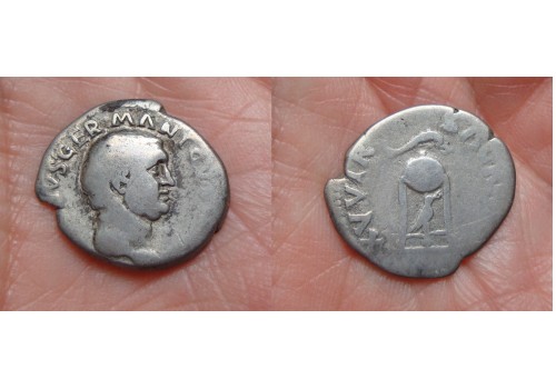 Vitellius - denarius driepoot met dolfijn en raaf zeldzaam! (ME1605)